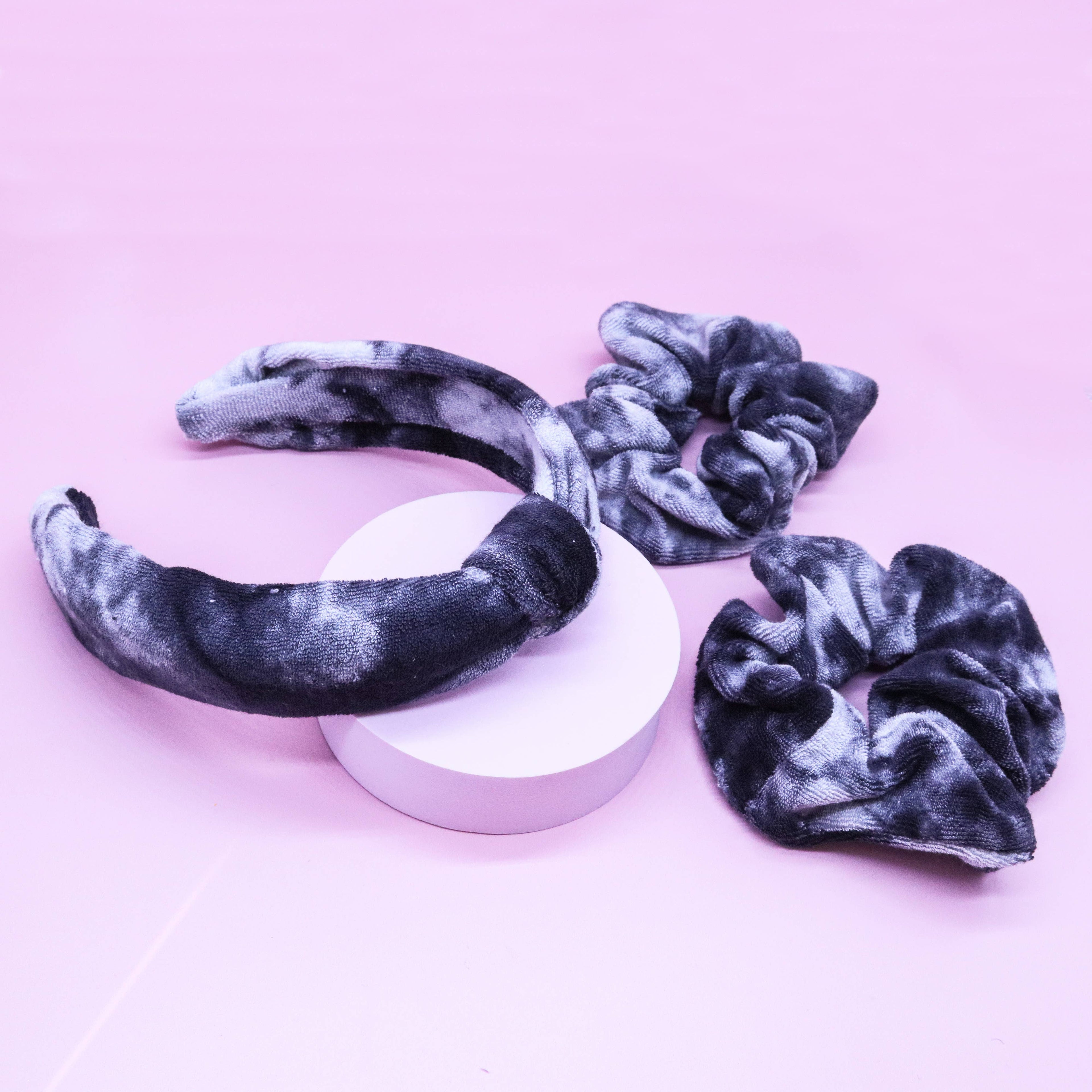 Spa Headband - Skincare Headband & Scrunchie Wristbands Set: Black & White Tie Dye
